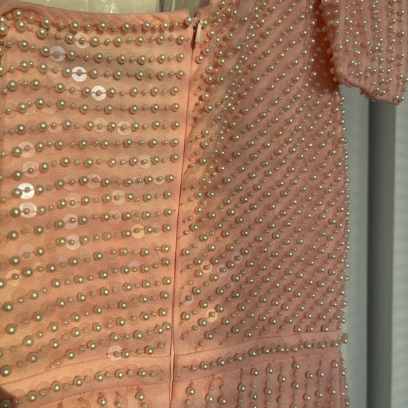 Mac Duggal - 93735 Pearl Beaded High Slit Gown × 1
0 / Pink - Picture 5 of 8